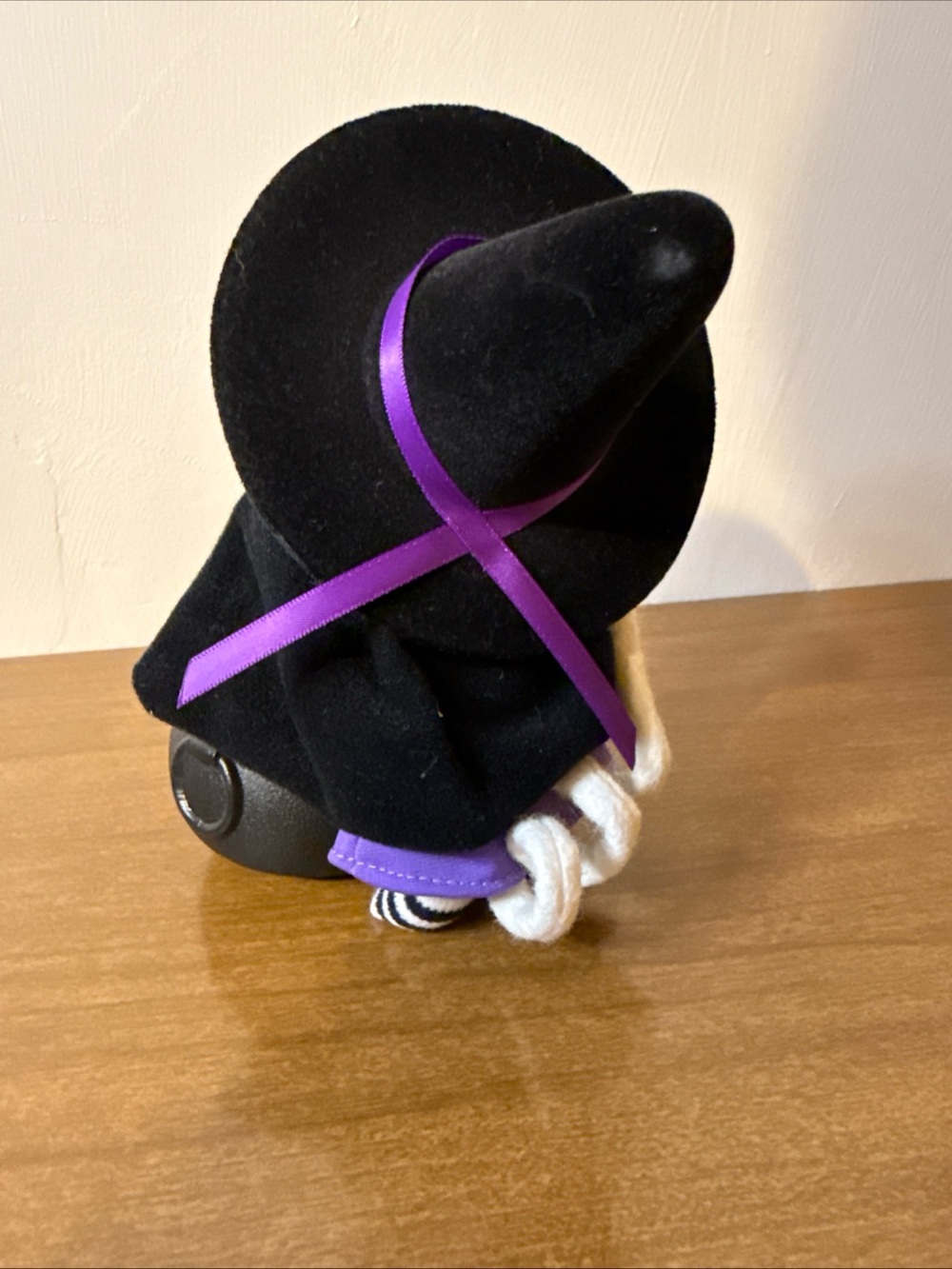 Vintage 2005 Annalee 4” Halloween Witch Mouse with Cauldron 322805 - Picture 3 of 5